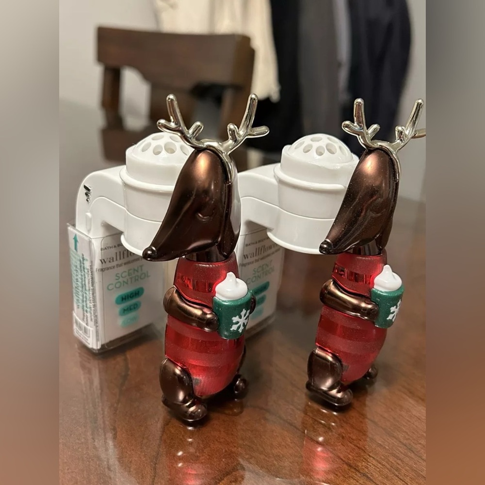 NEW Bath & Body Works Wallflower Plug In Dachshund Hot Cocoa w/Antlers Set of 2 - Picture 2 of 11